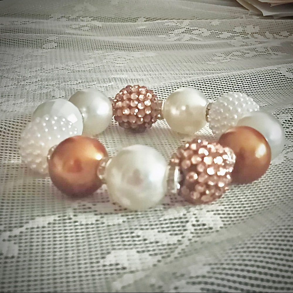 Fashion Bracelet Large Beads Handmade with Shiny white, gold & Rhinestones